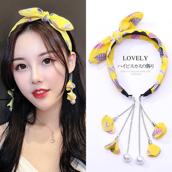 Bow tie hair tie