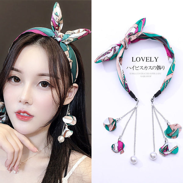 Bow tie hair tie