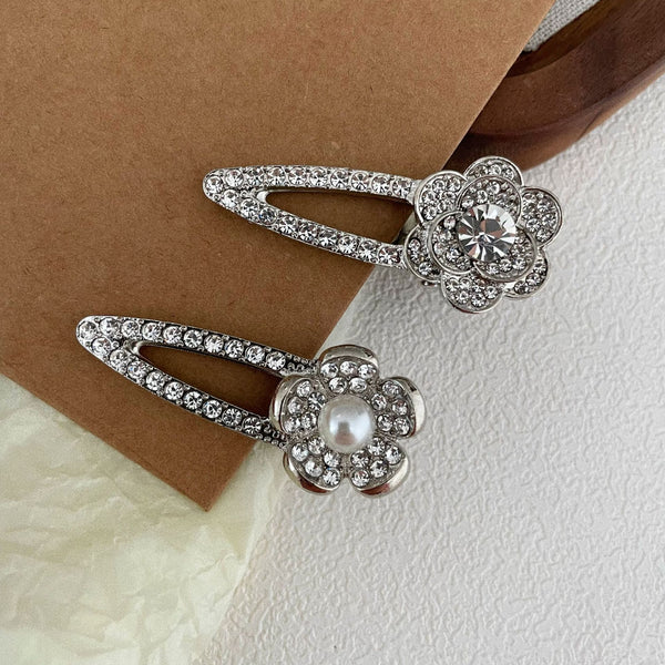 Pearl Camellia Side Small Hairclip Women